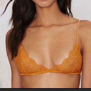 Nasty Gal Bralette + FREE GIFT